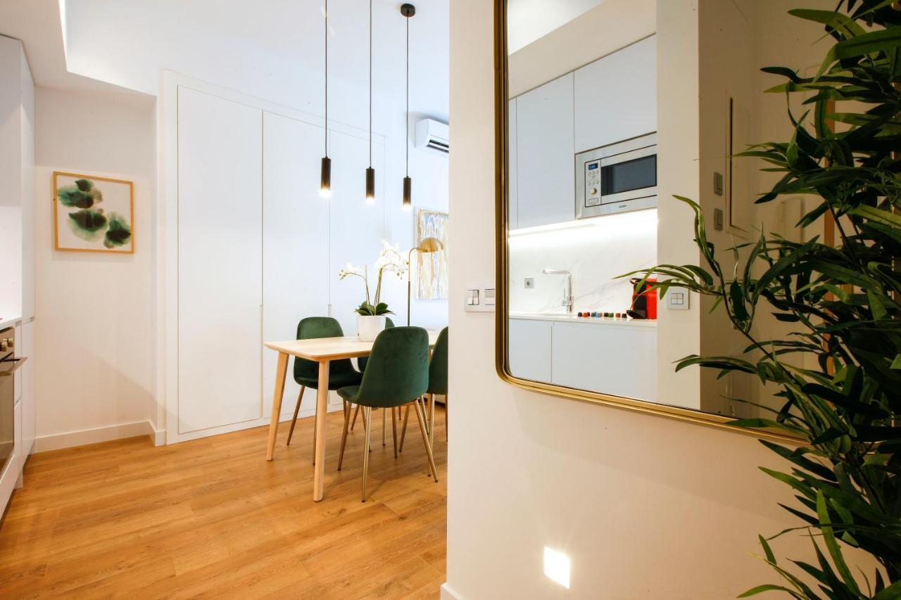 Tirso Suite Madrid Exterior photo