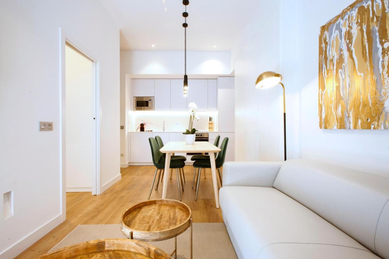 Tirso Suite Madrid Exterior photo